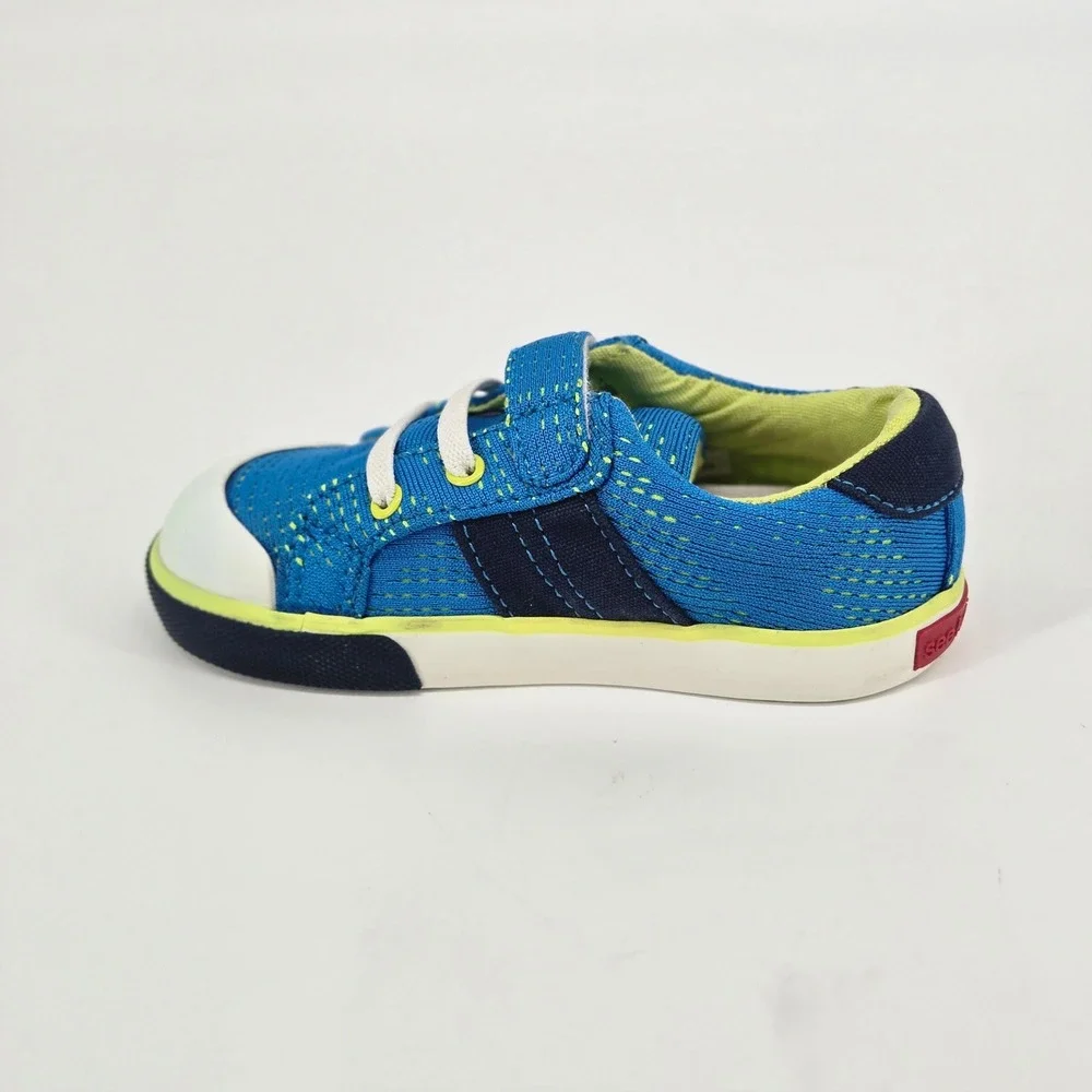 See Kai Run Lucci Blue Wide Toe Box Toddler Boys Athletic Shoes Sneakers 8 NWOT